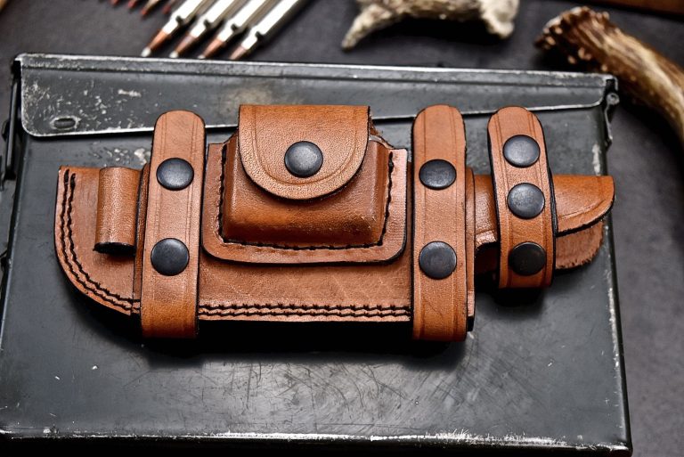 Common Mistakes to Avoid When Choosing a Scout Carry Knife