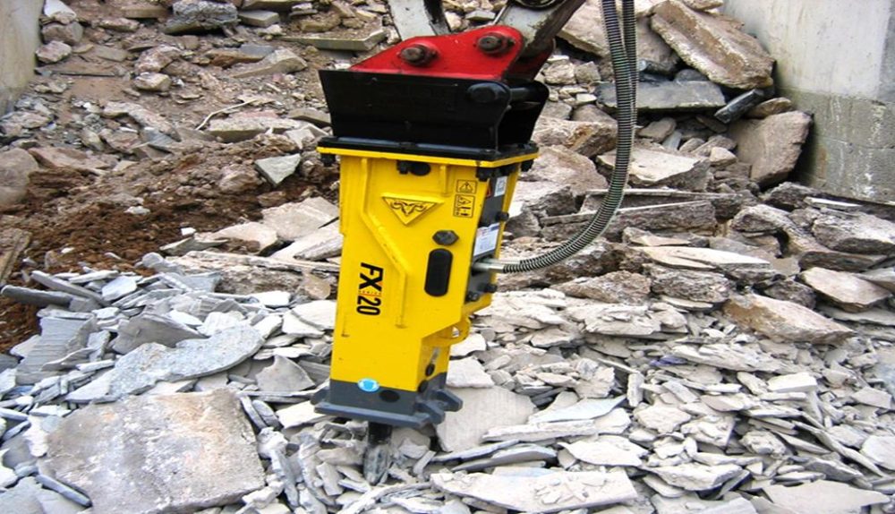 Construction Debris Removal Supporting Cleaner Properties After Renovation Projects